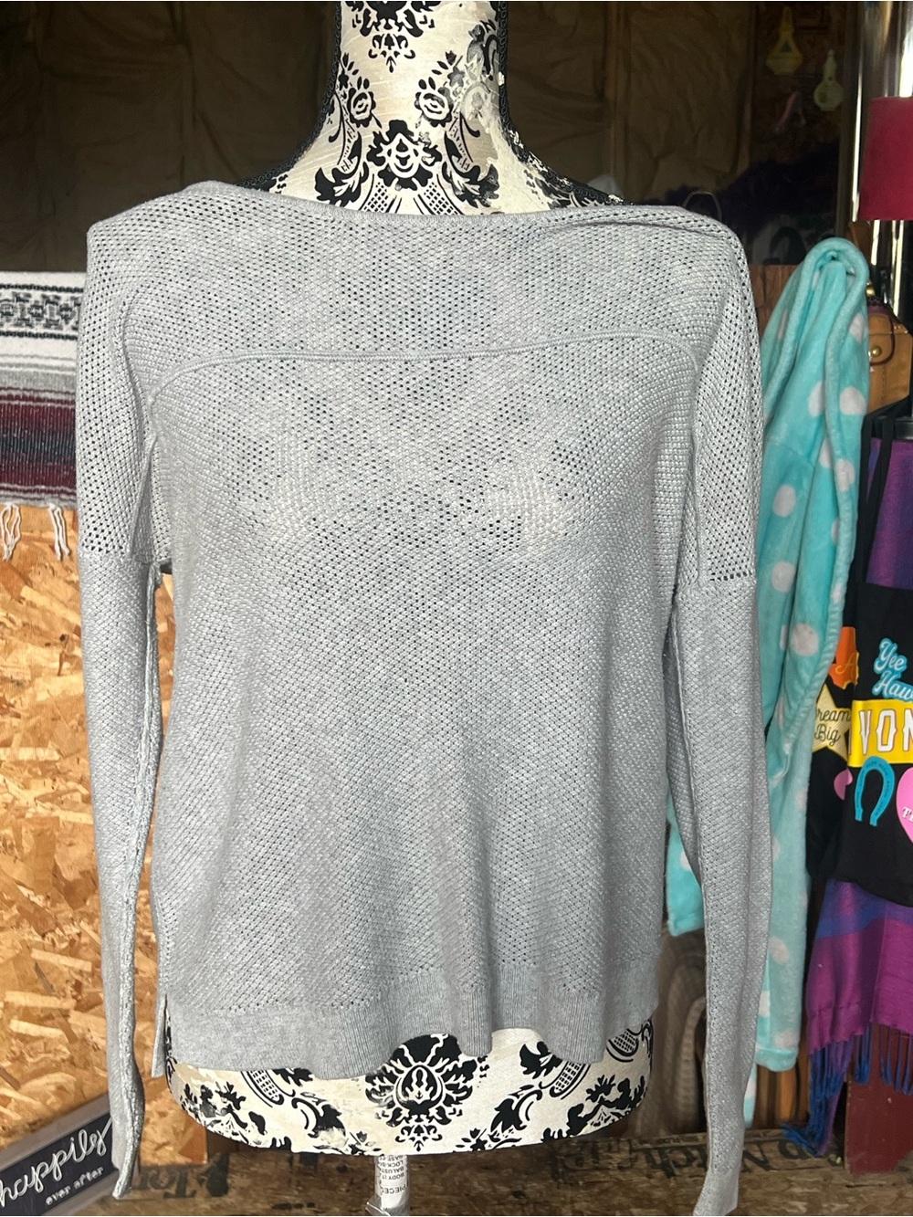 a.n.a Light Gray Knit light weight Sweater